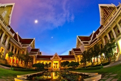 Chulalongkorn University Chulalongkorn Business School (CBS)
